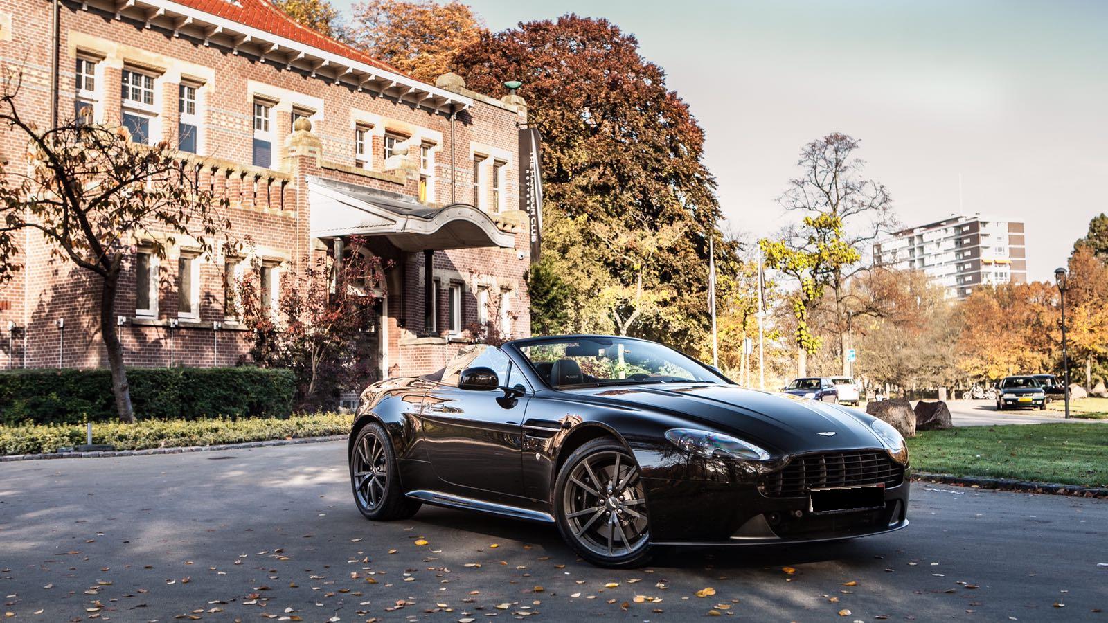 Left hand drive ASTON MARTIN VANTAGE N430 ROADSTER UK REG